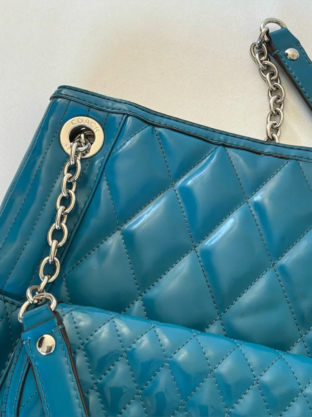Coach Ashley Teal Patent Leather Quilted Tote Shoulder Bag Chain Strap Large